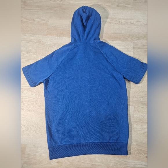 Under Armour Short Sleeve Hoodie Athletic Sweatshirt Logo Graphic Blue Size S - Picture 3 of 6